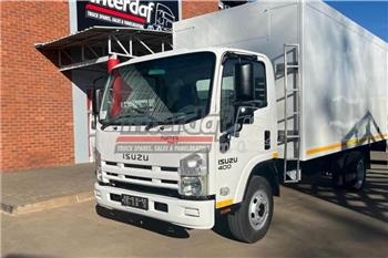 Isuzu NPR400