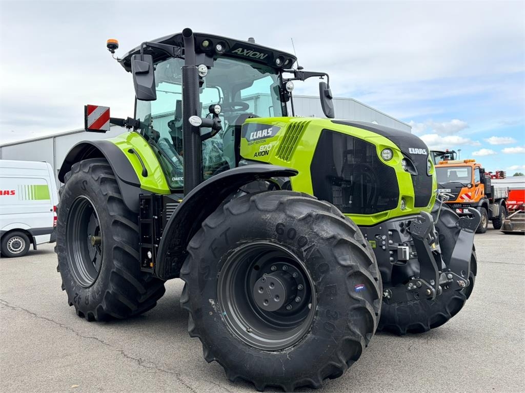 Axion 870 - NIGHT EDITION