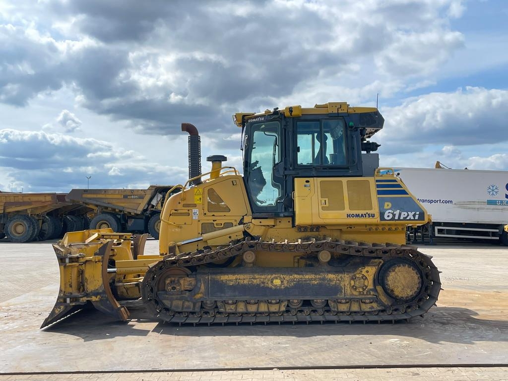 Komatsu D61PXi-24