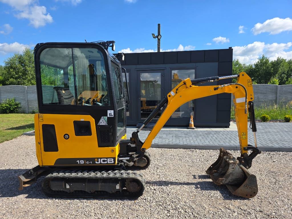 JCB 19 C-1
