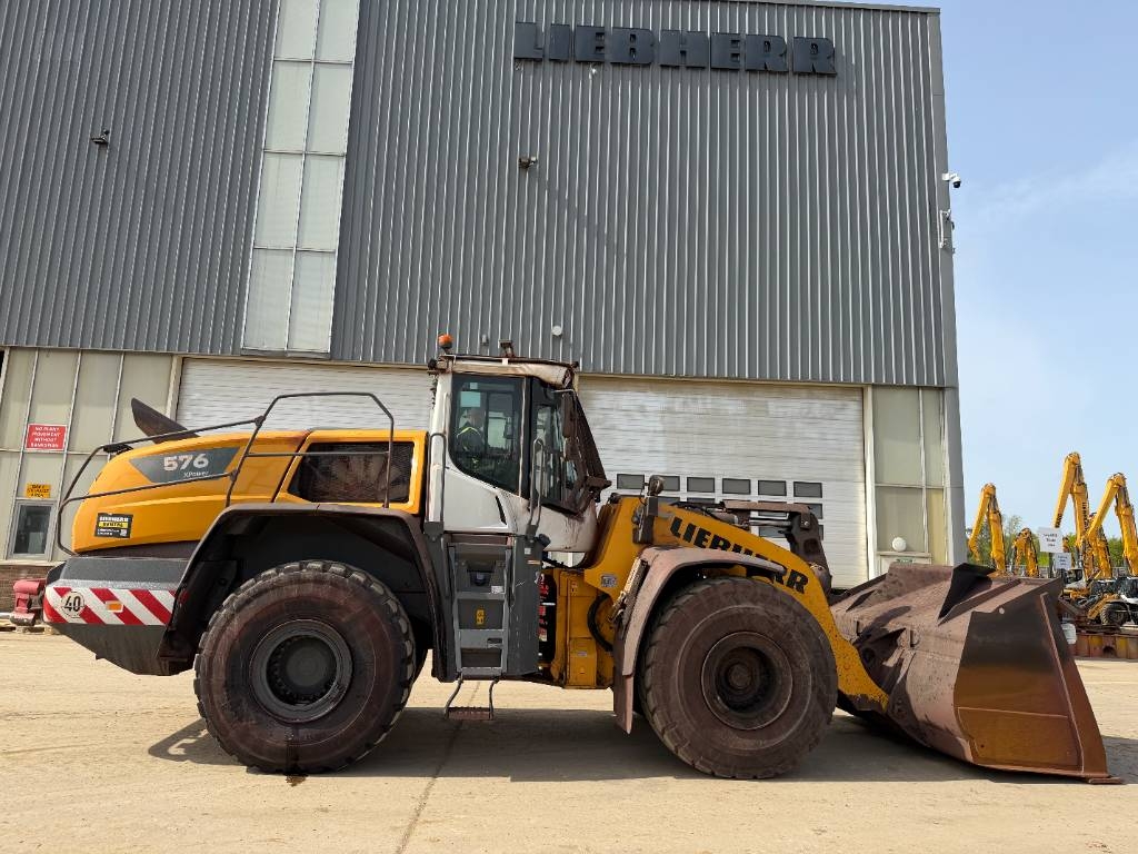 Liebherr L 576