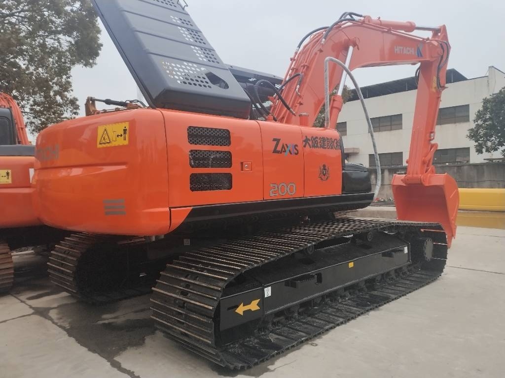 Hitachi ZX 200