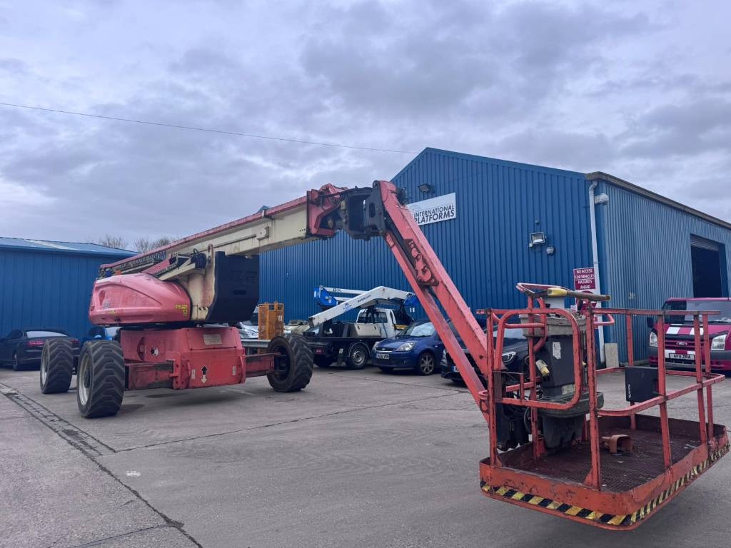 JLG 1250 AJP