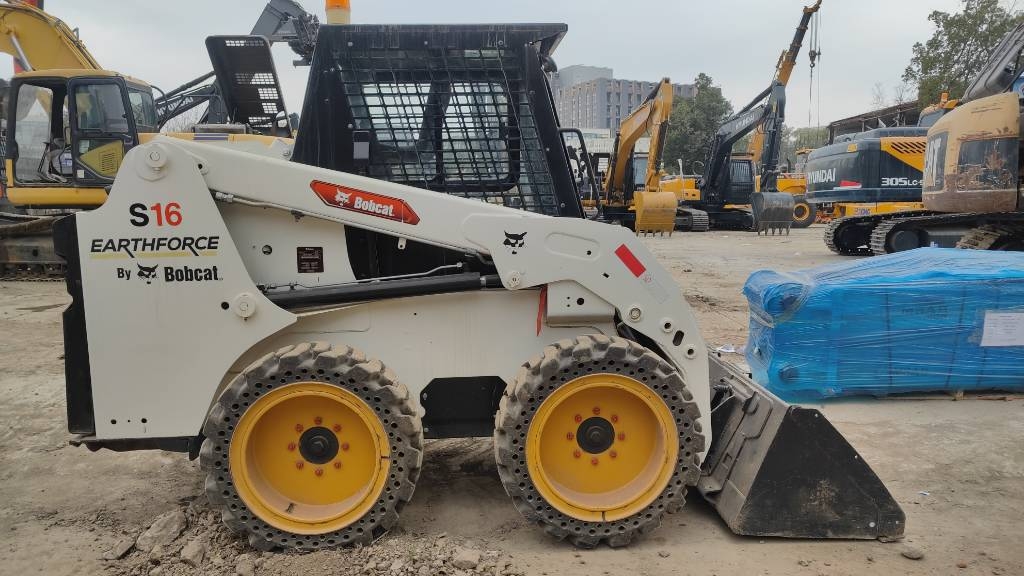 Chargeuse compacte Bobcat S16 the largest‑scale supplier — occasion 2025, 100 h