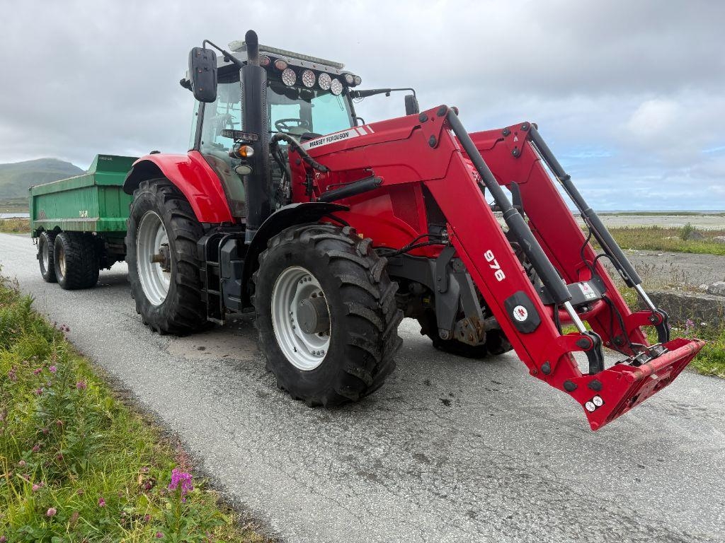 Massey Ferguson 7726 S
