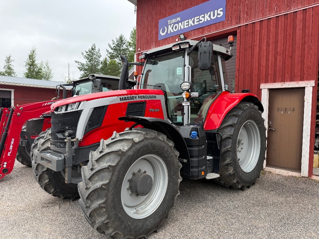 Massey Ferguson 7S 165
