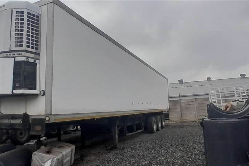 TRAILER 10002000