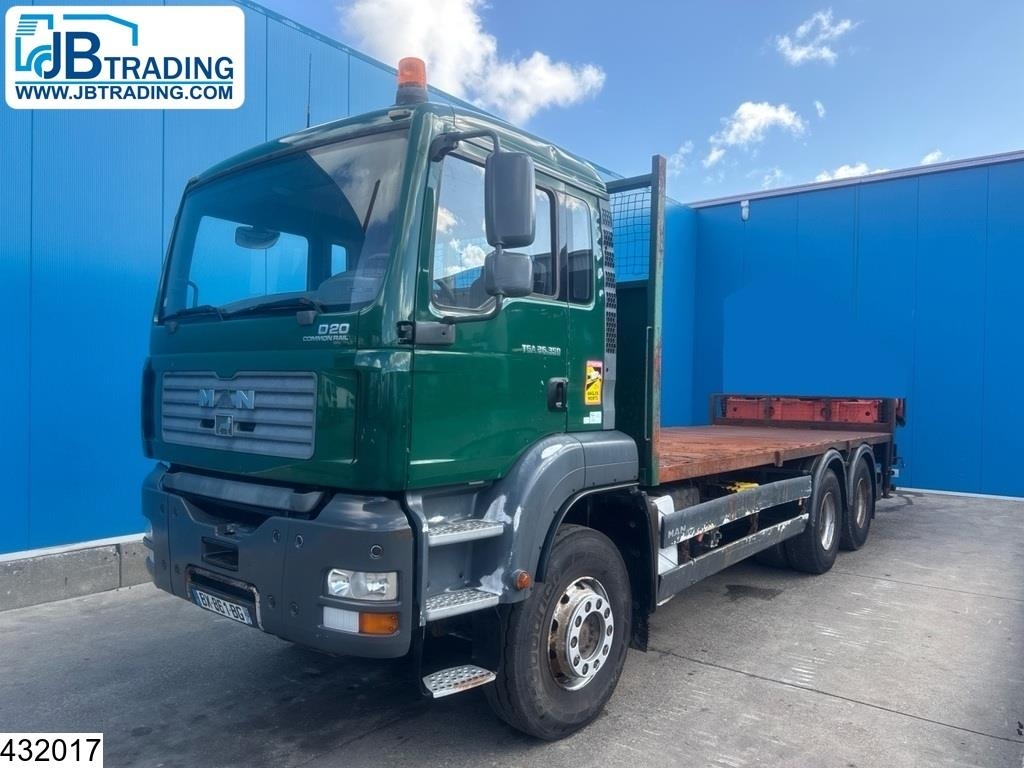 Camion plateau MAN TGA 26 350 Manual gearbox, Steel suspension — occasion 2005