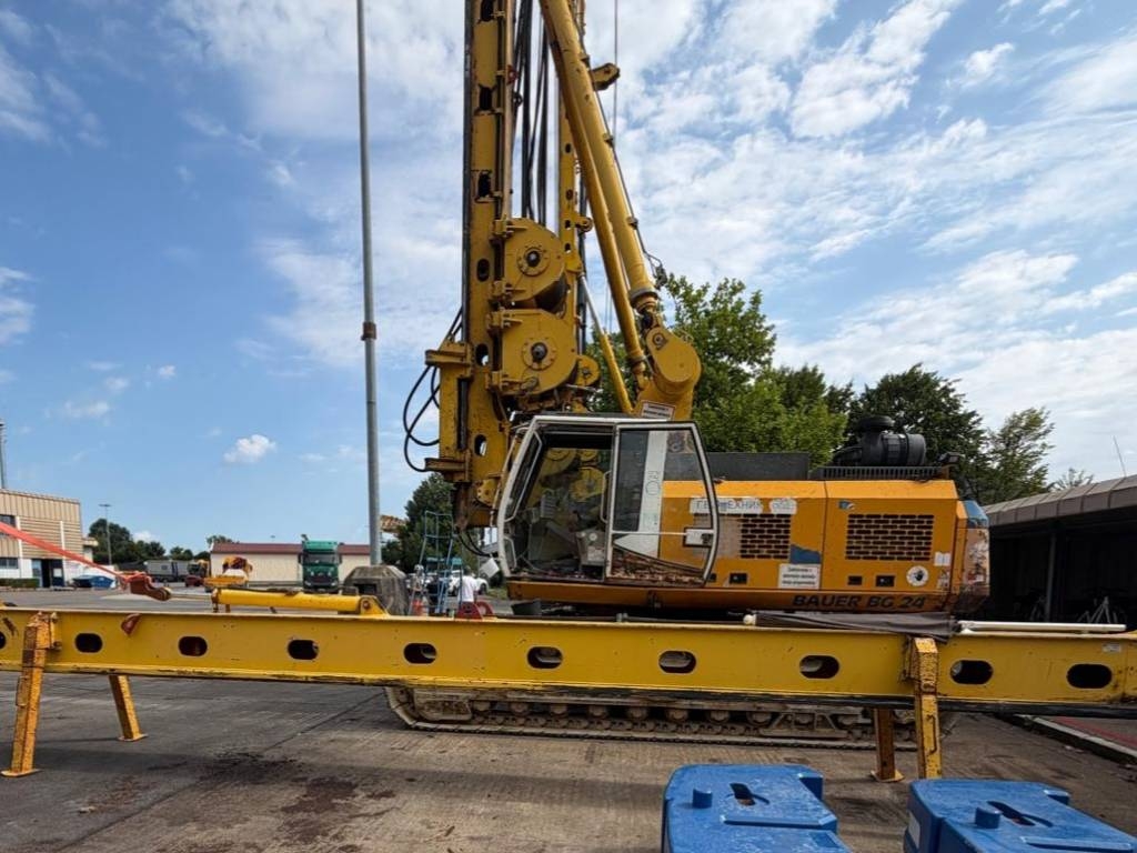Foreuse Bauer BG 24 rig.plus — occasion 2007, 11 650 h