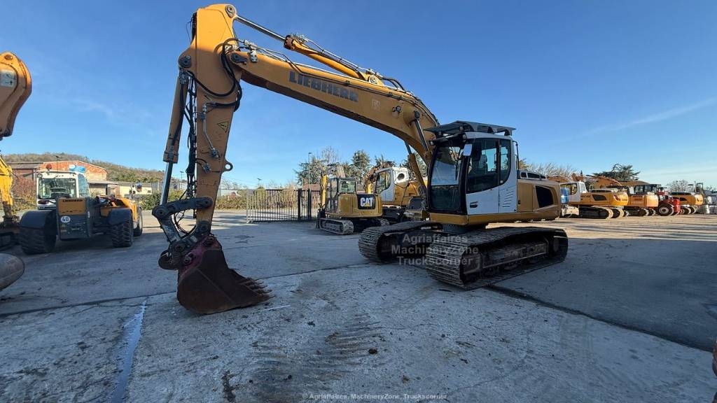 Liebherr R916