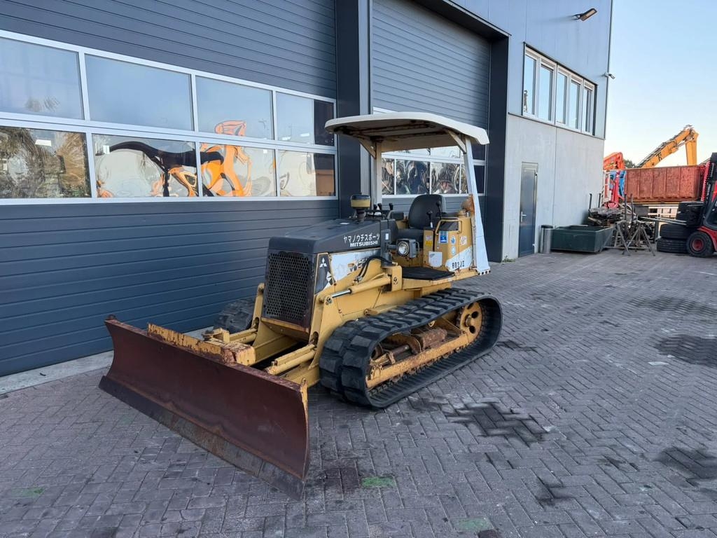 Bulldozer Mitsubishi BD2J JB620117 — occasion 2005, 2 582 h