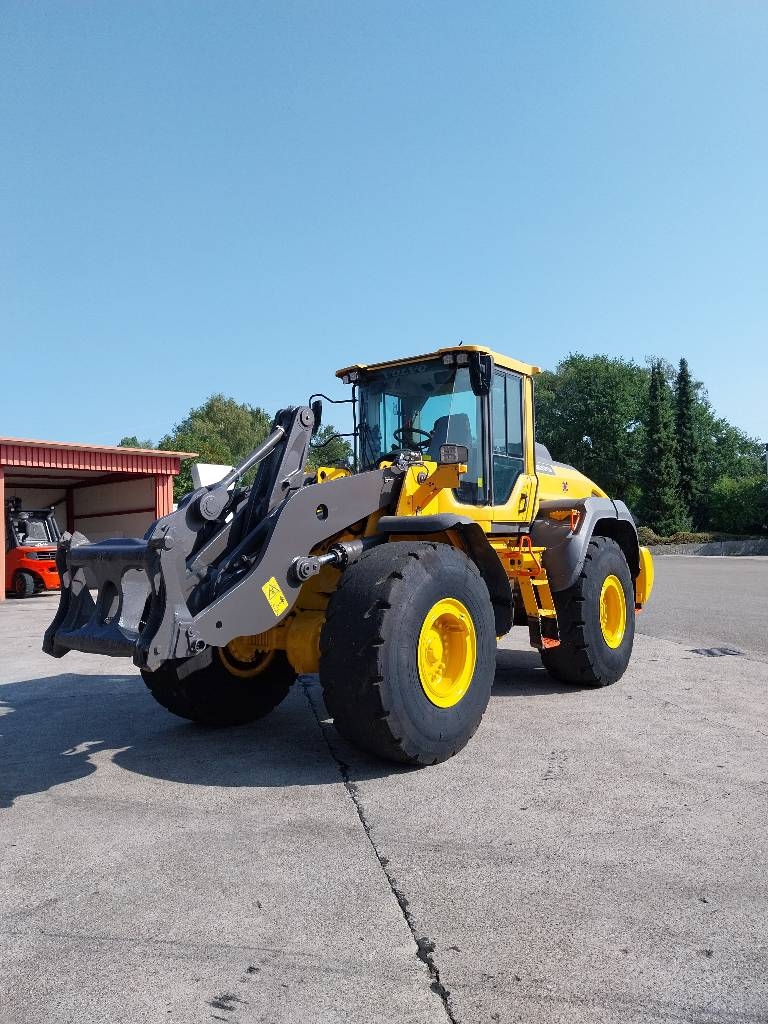 Chargeuse sur pneus Volvo L 110 H — occasion 2019, 7 466 h
