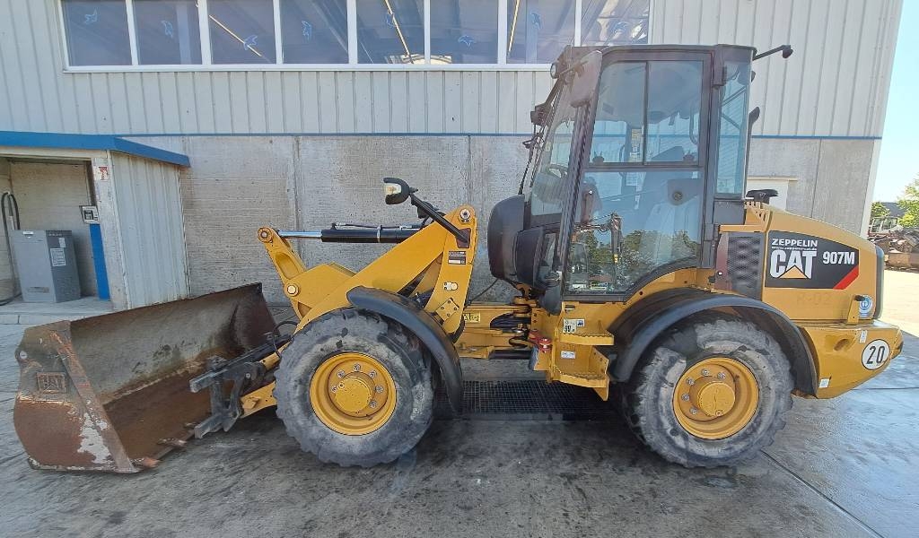 CAT 907 M | PG + LS