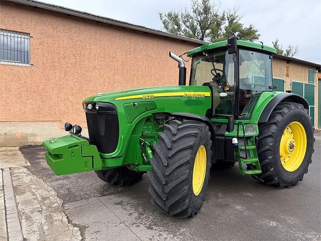 Tracteur agricole John Deere 8420 ILS, Powr Shift — occasion 2003, 11 721 h