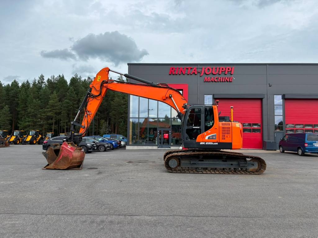 Doosan DX 235 LCR-5 / 3D, Engcon, Rasvari, 3 kauhaa