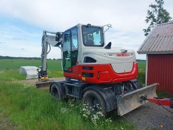 Takeuchi TB395W