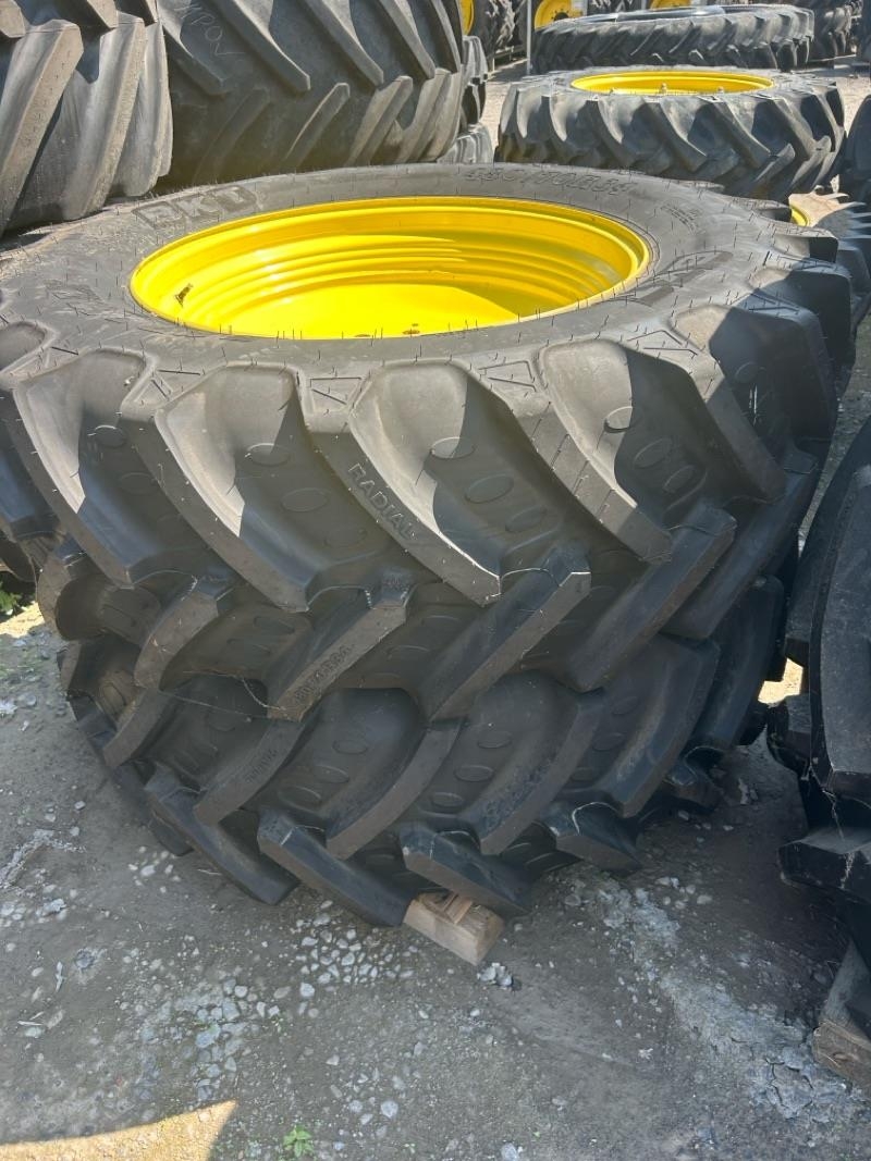 BKT Agrimax RT 765 480/70R34