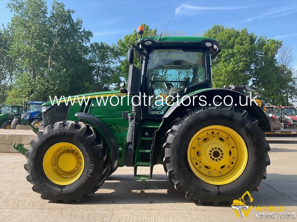 John Deere 7310 R