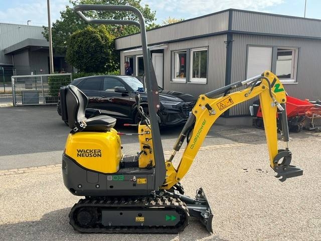 Mini-pelle Wacker Neuson 803 — occasion 2023, 21 h