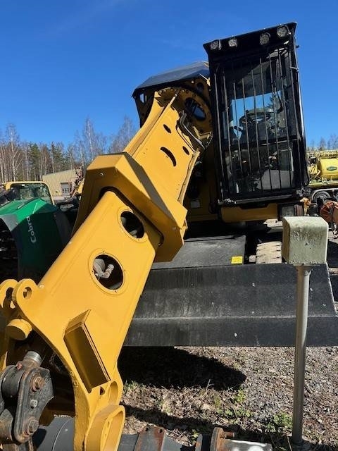 Gradall XL 3300-III