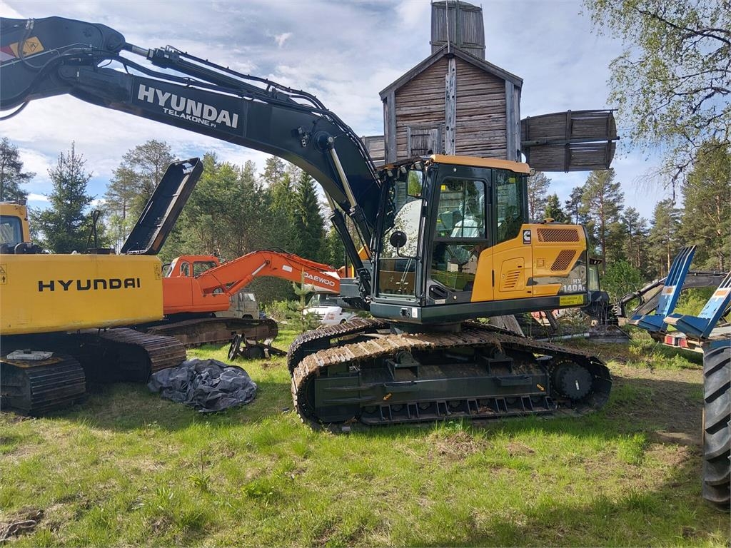 Hyundai HX140AL