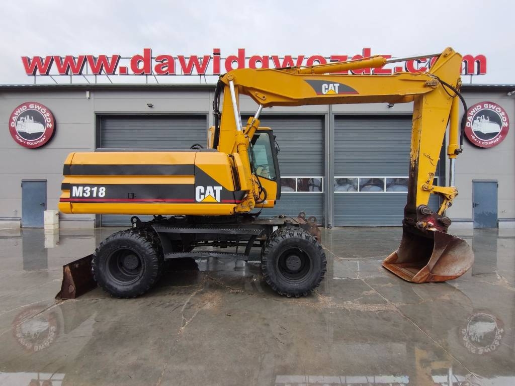 CAT M 318