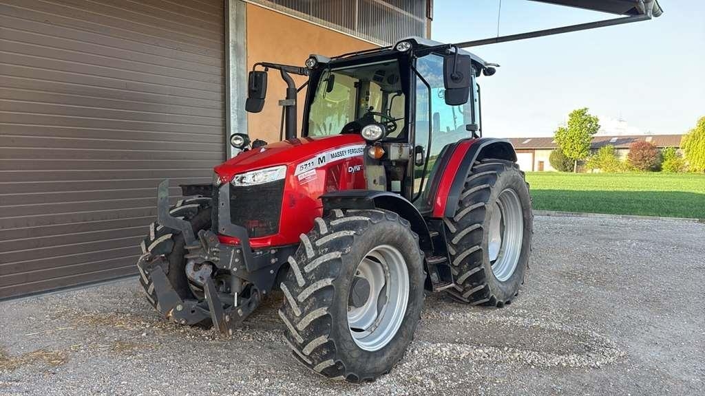 MF 5711 M 0
