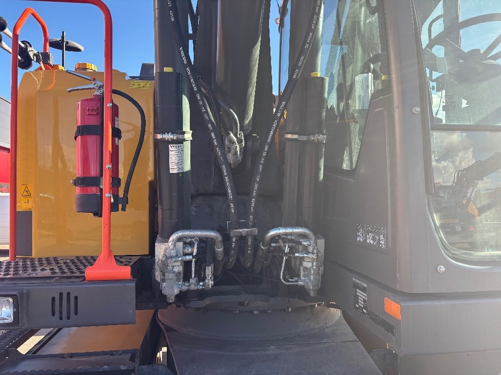 Volvo EWR 170 E / Rotátor, kocsi, 2 vödör, V. fokozat kuva 11