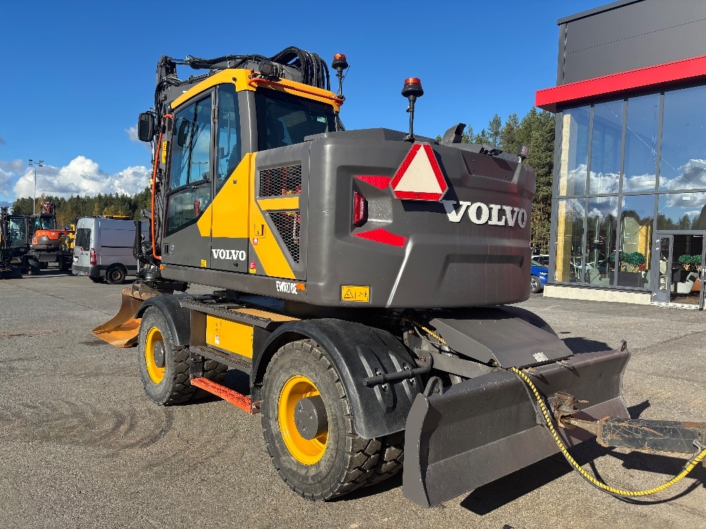 Volvo EWR 170 E / Rotátor, kocsi, 2 vödör, V. fokozat kuva 4