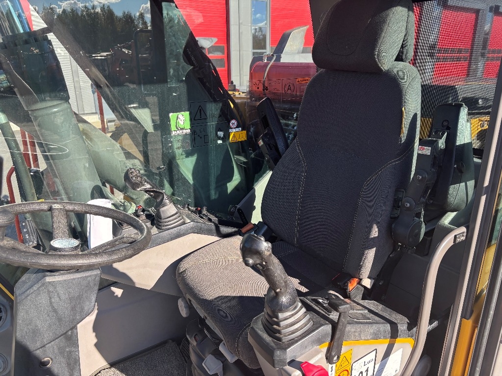Volvo EWR 170 E / Rotátor, kocsi, 2 vödör, V. fokozat kuva 17