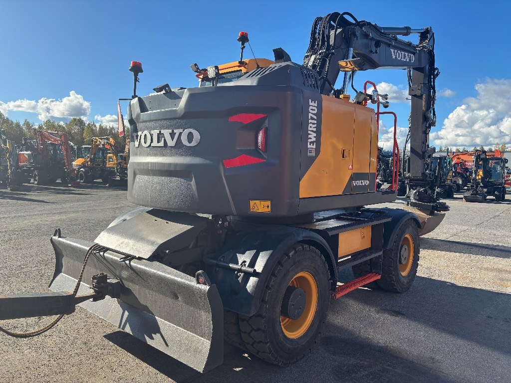 Volvo EWR 170 E / Rotátor, kocsi, 2 vödör, V. fokozat kuva 5