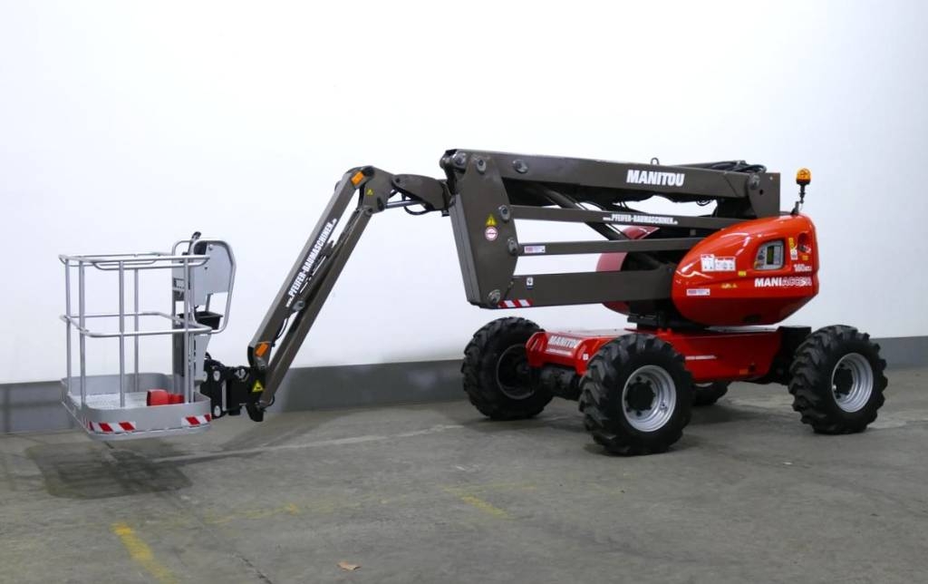 Nacelle articulée Manitou 160 ATJ E3 4x4x4 - 16.2m / seitlich 8.9m — occasion 2012, 942 h