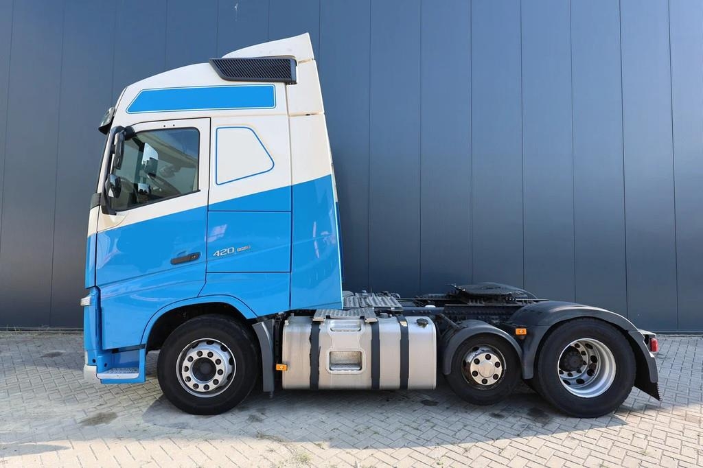 Volvo FH 420 Globetrotter 6x2 Midlift