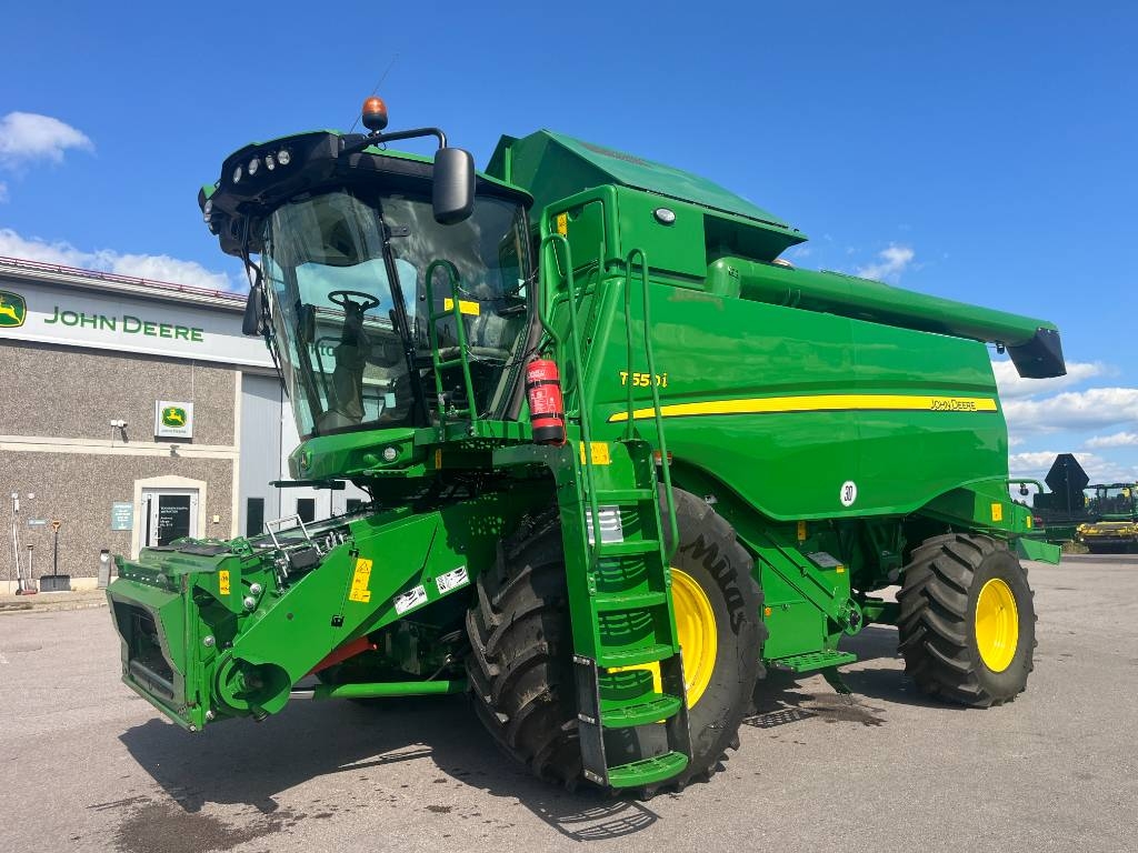 John Deere T 550