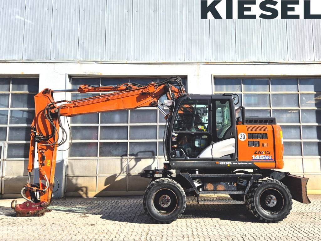 Pelle sur pneus Hitachi ZX 145 W-6 — occasion 2020, 5 540 h