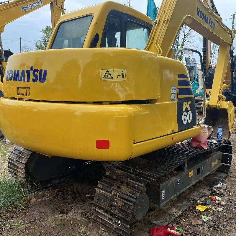 Pelle sur chenilles Komatsu PC 60 — occasion 2024, 669 h