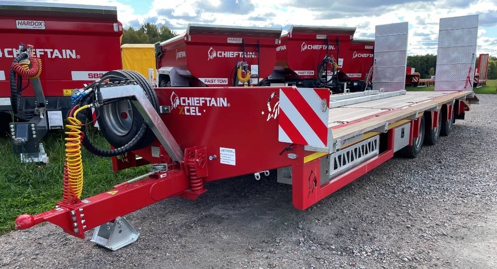 Chieftain XCEL 3-axl maskintransportkärra 28,5 ton lastvikt