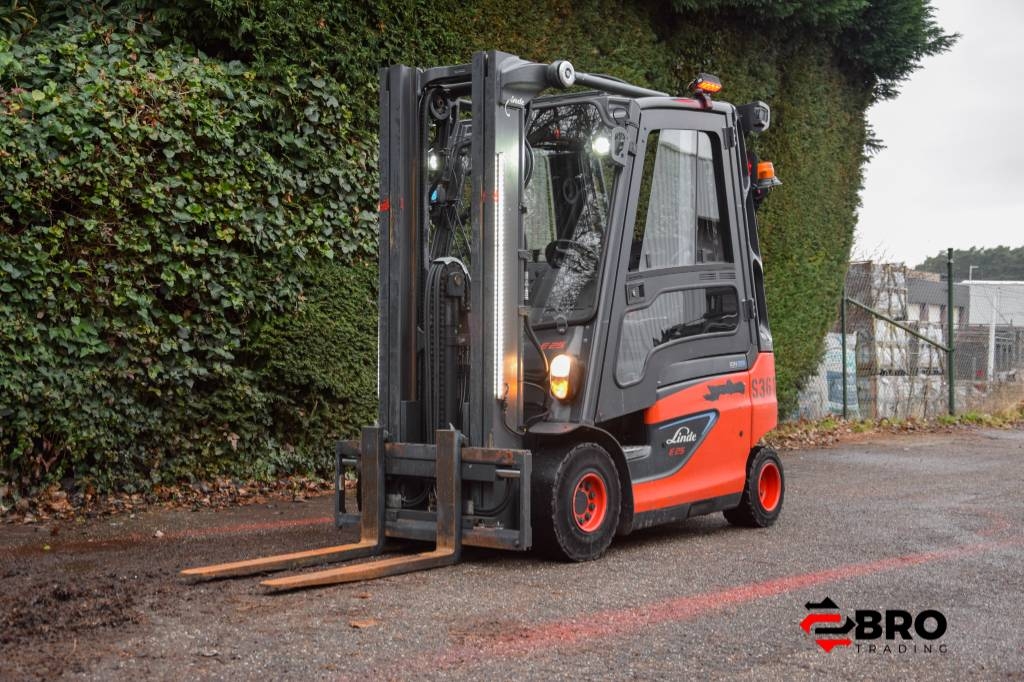Linde E25-01 Li-ion Triplex 4 valves