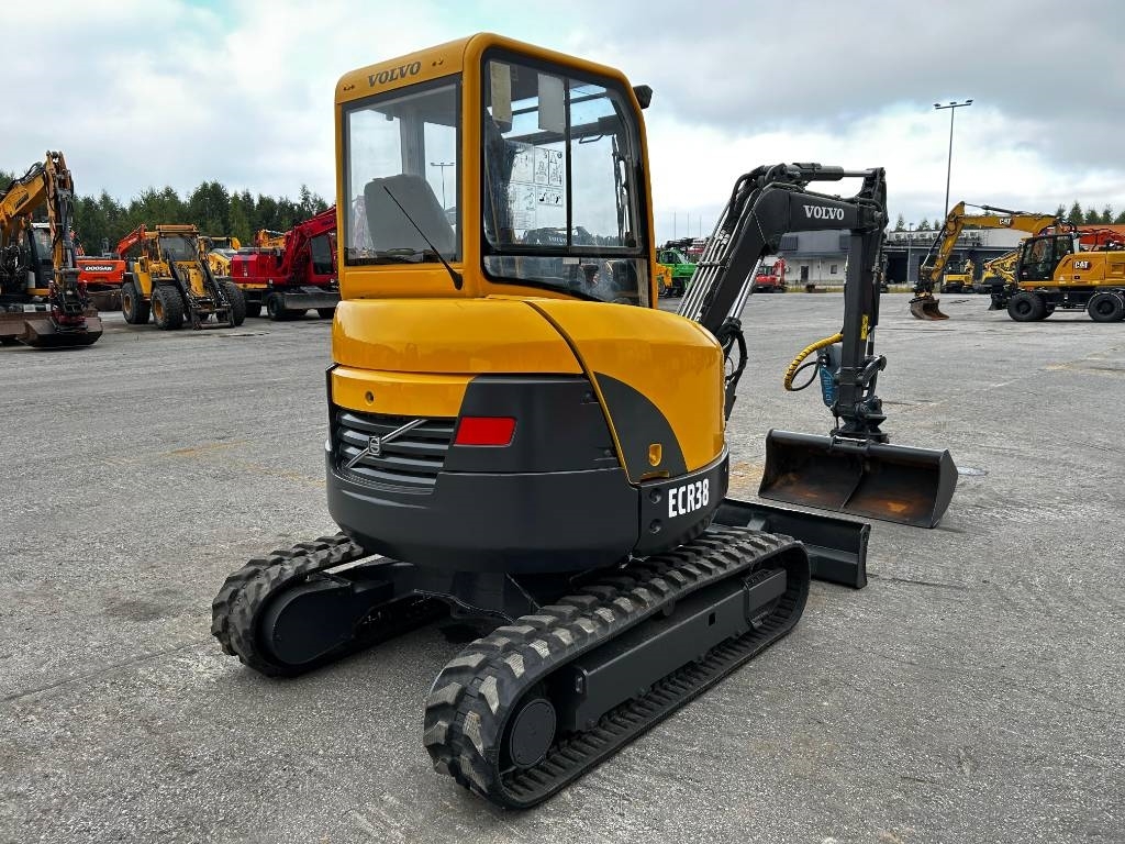 Volvo ECR 38 / Myyty / Sold kuva 8