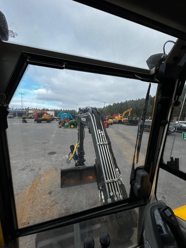 Volvo ECR 38 / Myyty / Sold kuva 19