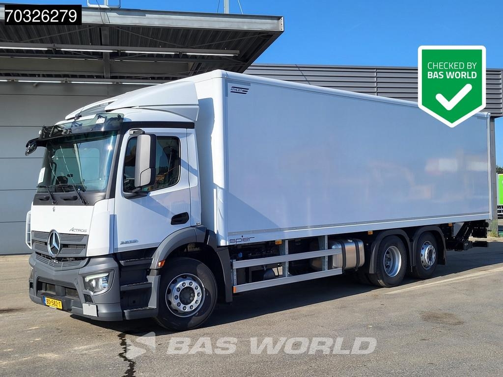 Mercedes-Benz Actros 2532 6X2 NEW! 2000kg Ladebordwand Steering