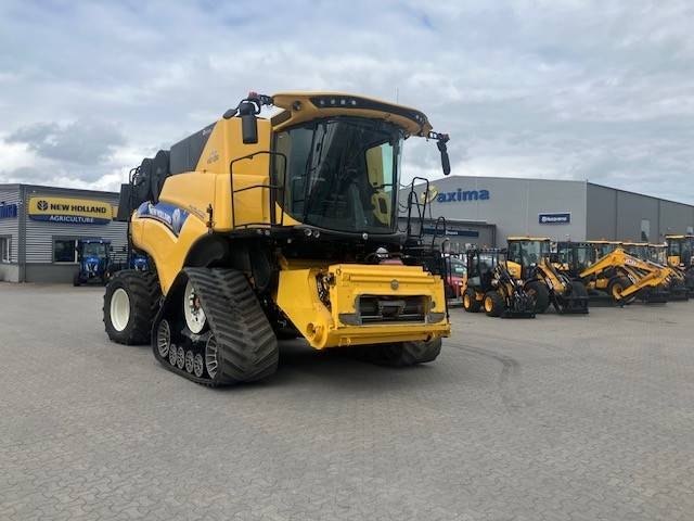 New Holland CR 10.90