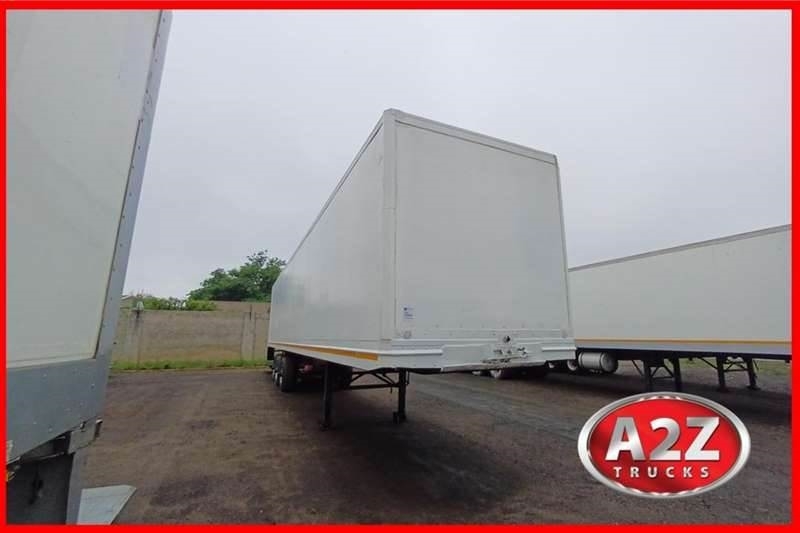 Serco 2006 Serco 14.75 M(L) Tri-axleÂ Volume Van