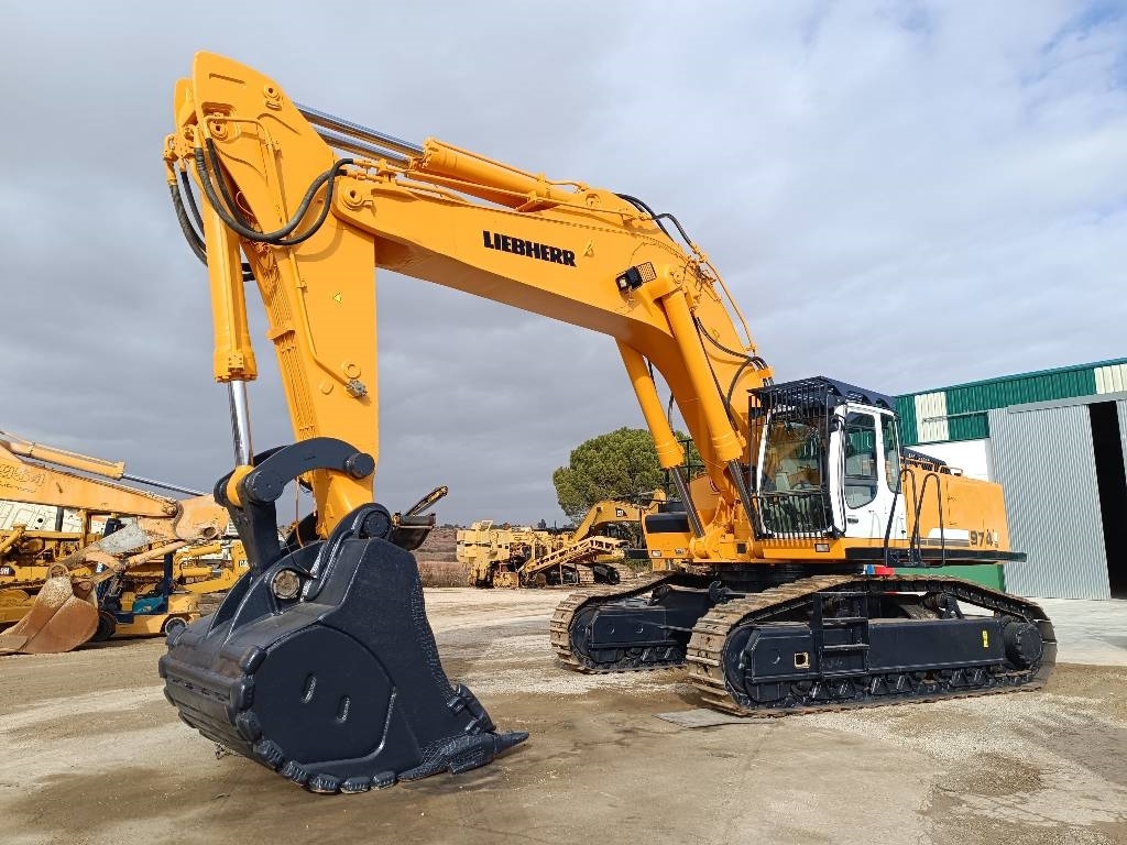 Liebherr R974C