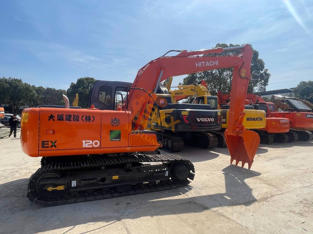 Pelle sur chenilles Hitachi EX 120-5 — occasion 2022, 1 861 h