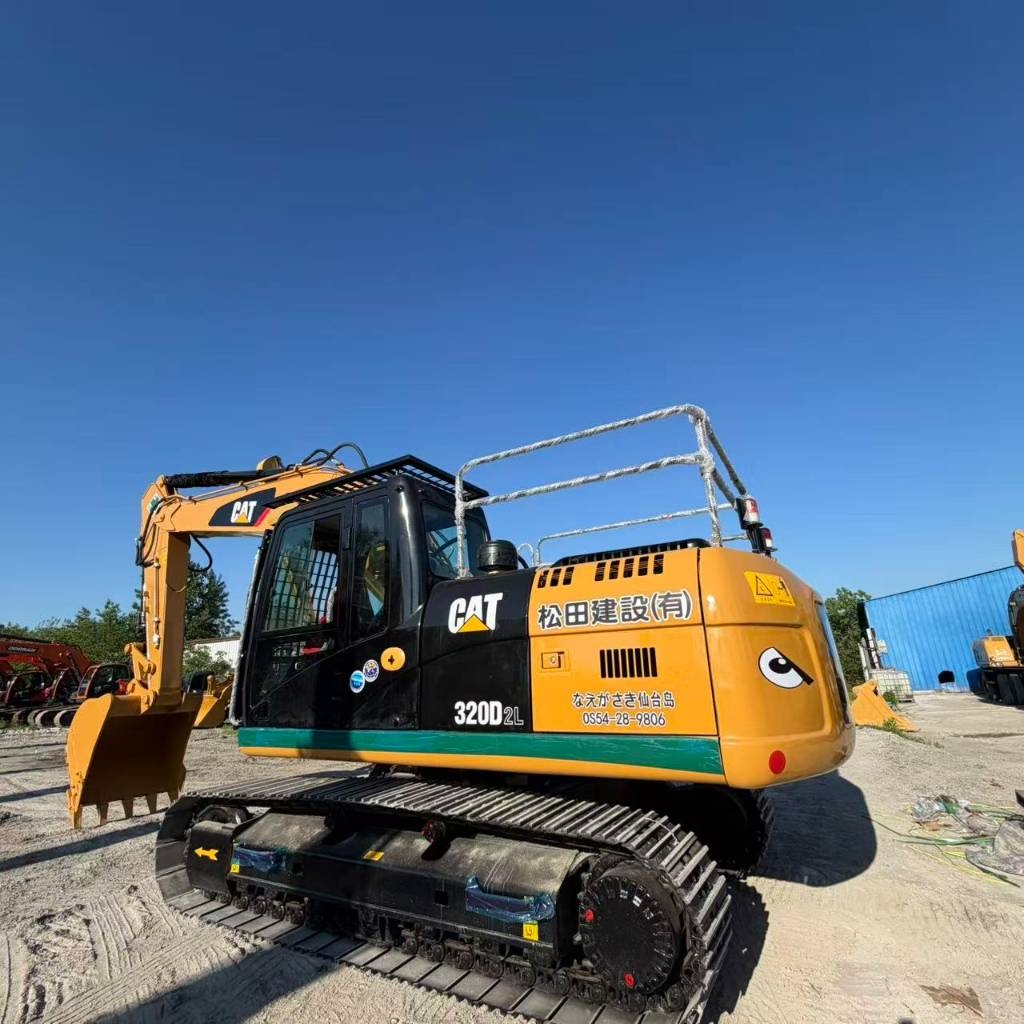 CAT CAT320D2L