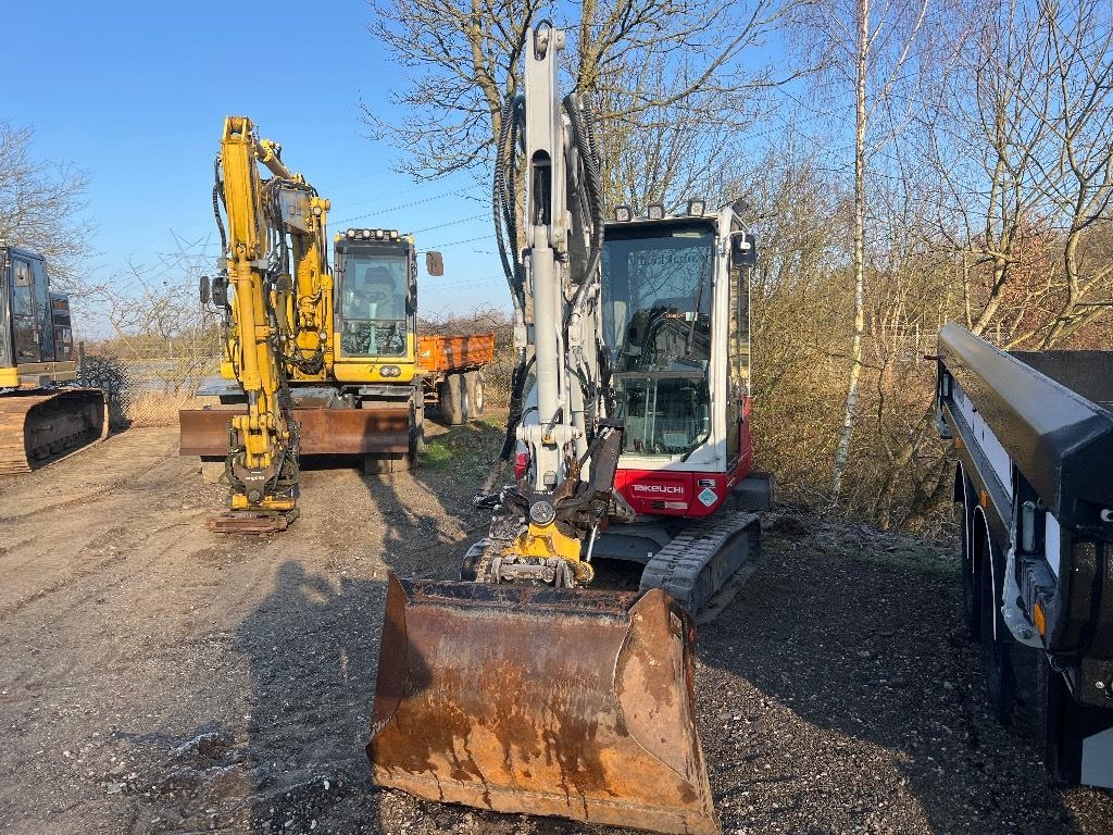 Takeuchi TB230