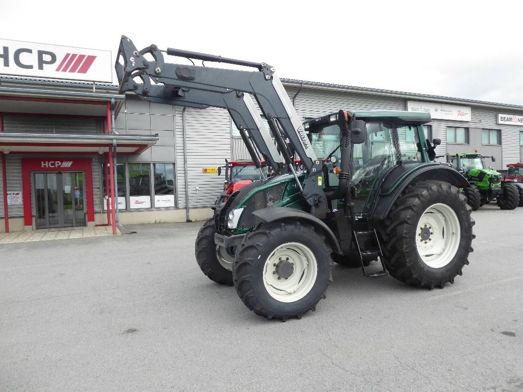 Valtra N 123 HiTech
