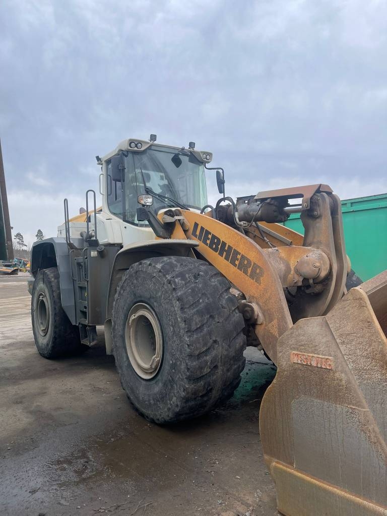 Liebherr 586