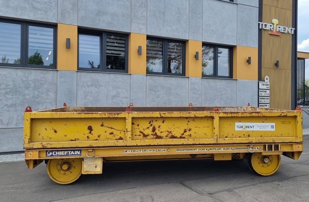 Chieftain Container railway platform 5M Rail